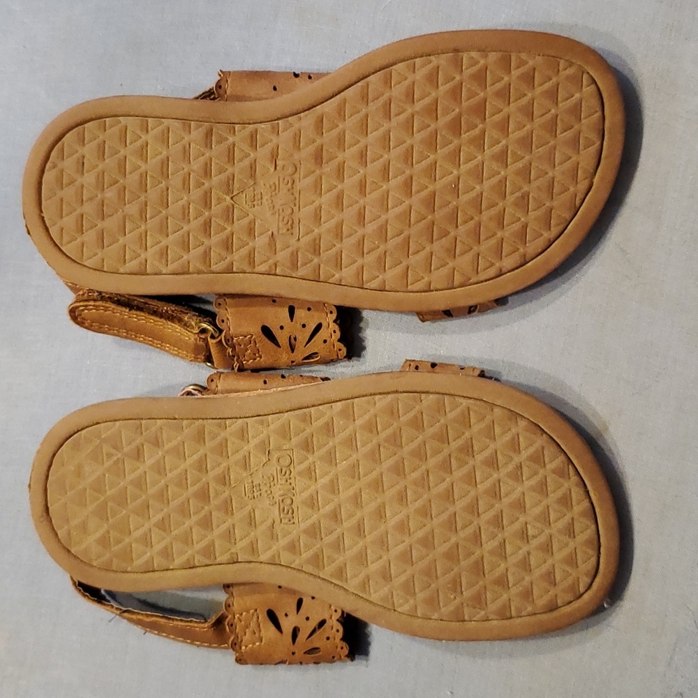 OshKosh size 8 - Picture 2 of 3
